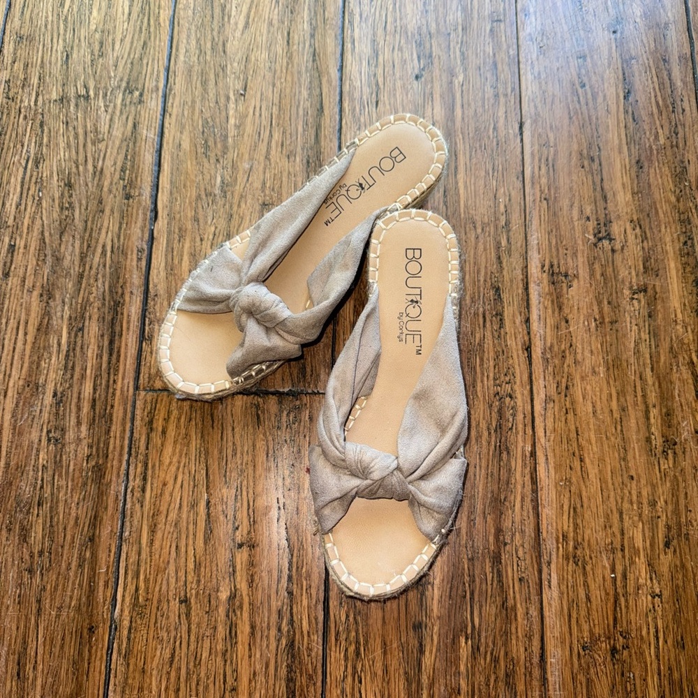 Women's Tan Slip-On Shoes